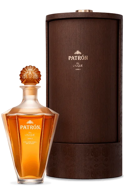 Patron en Lalique Serie 2 Bottle and box