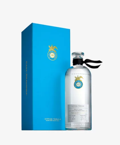 Casa Dragones Joven bottle